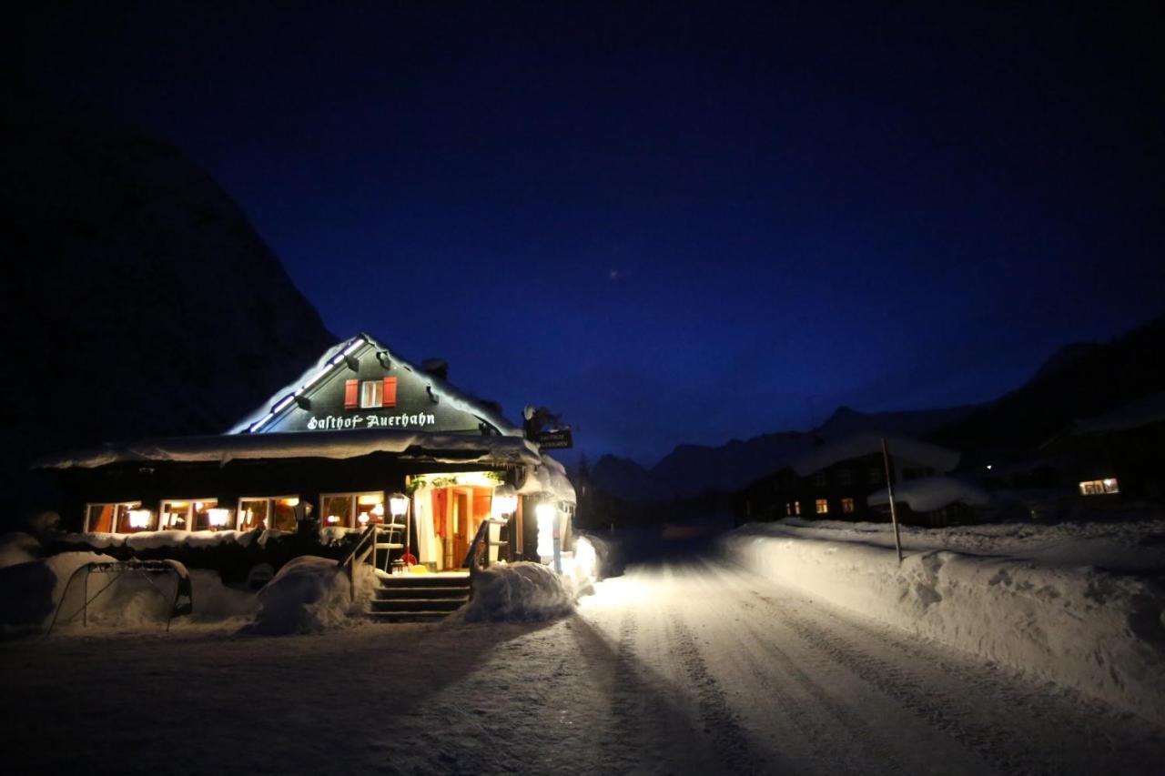 Gasthof Auerhahn Lech am Arlberg Exterior photo